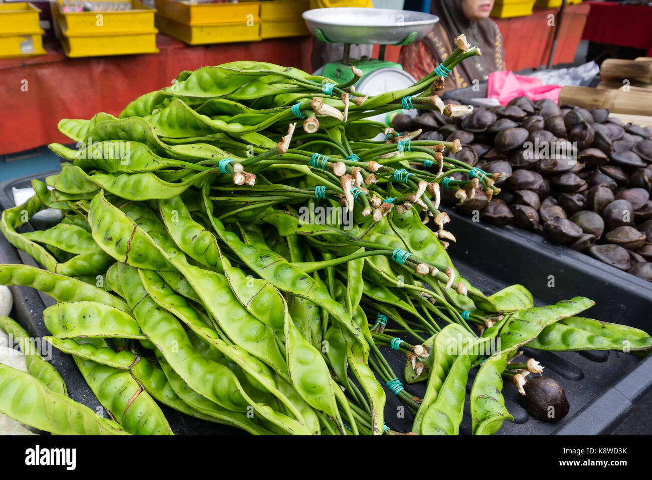 Stinky Bean für Verkauf an Floh- und Antiquitätenmarkt in Ipoh, Hauptstadt von Perak. Stockfoto