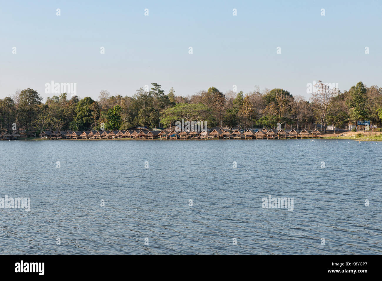 Malerische lakeside entfliehen Huay Tung Tao, Chiang Mai, Thailand Stockfoto