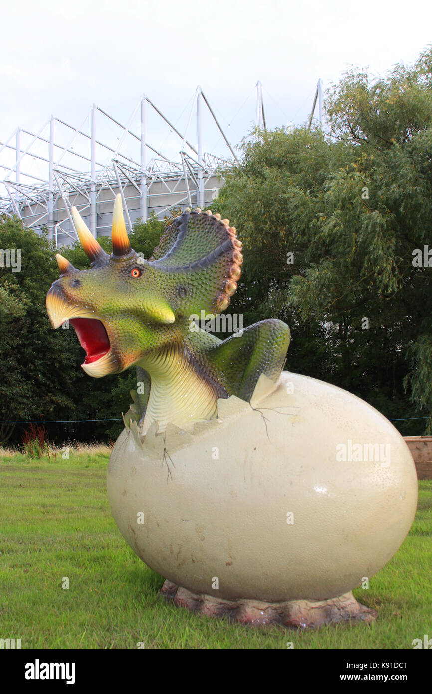 Newcastle upon Tyne, Großbritannien. 21 Sep, 2017. Dinosaurier: Jurassic Kingdom visits Leazes Park in Newcastle upon Tyne, UK Credit: David Whinham/Alamy leben Nachrichten Stockfoto