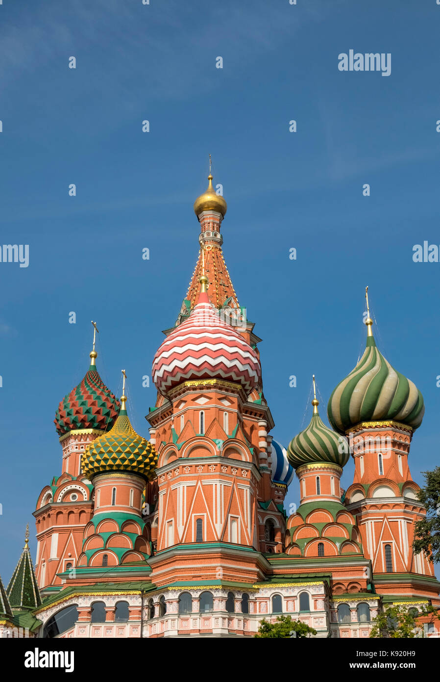 Cuppolas und Türmchen von St. Basils Kathedrale, Roter Platz, Moskau, Russland. Stockfoto