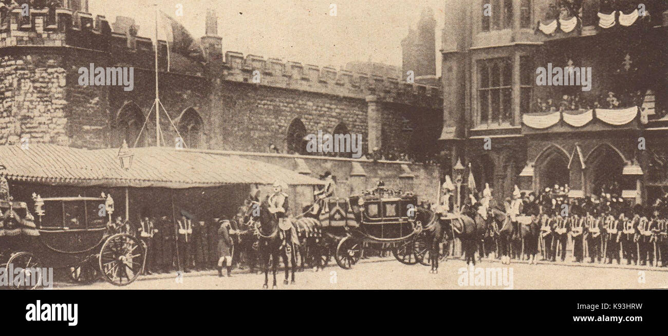 Die königliche Hochzeitsprozession von Prinzessin Mary (Gräfin von Harewood) zu Harry George Charles (Vizegraf) Lascelles am Westminster Abbey - UK - 22. Juni 1922 Stockfoto