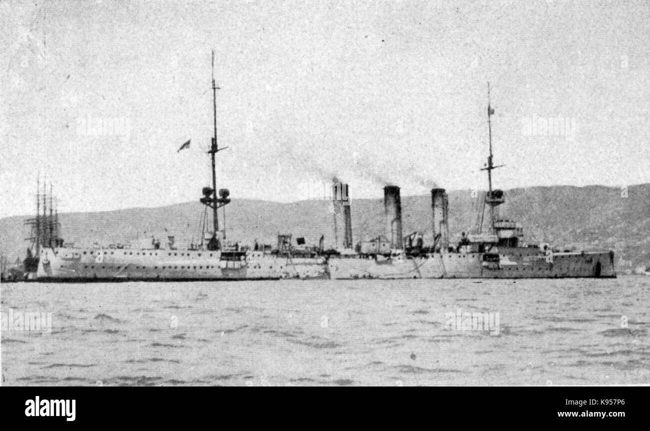 Kleiner Kreuzer SMS DRESDEN in Valparaiso, Chile, 13. November 1914 Stockfoto