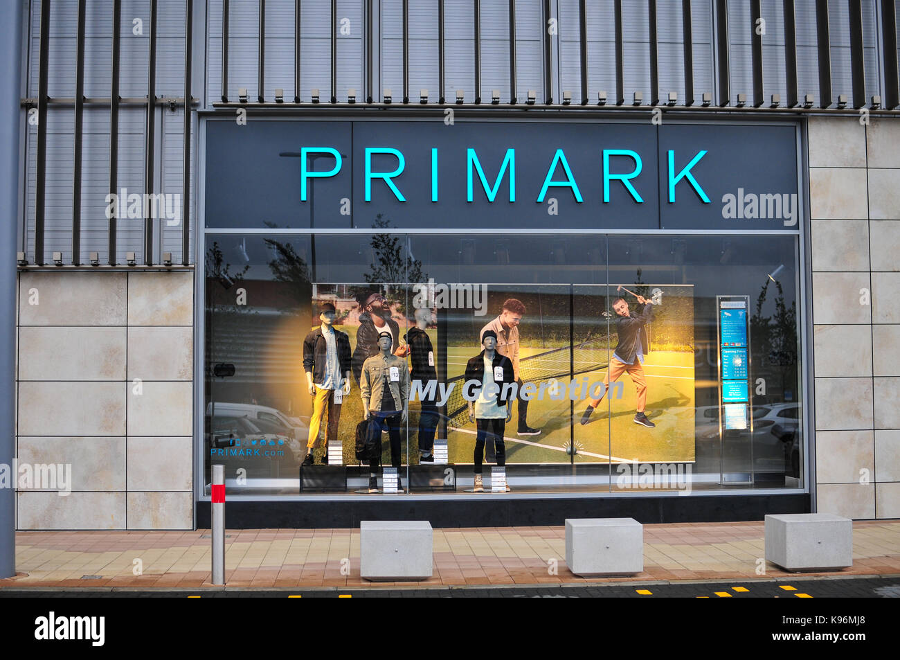 Primark store front -Fotos und -Bildmaterial in hoher Auflösung – Alamy