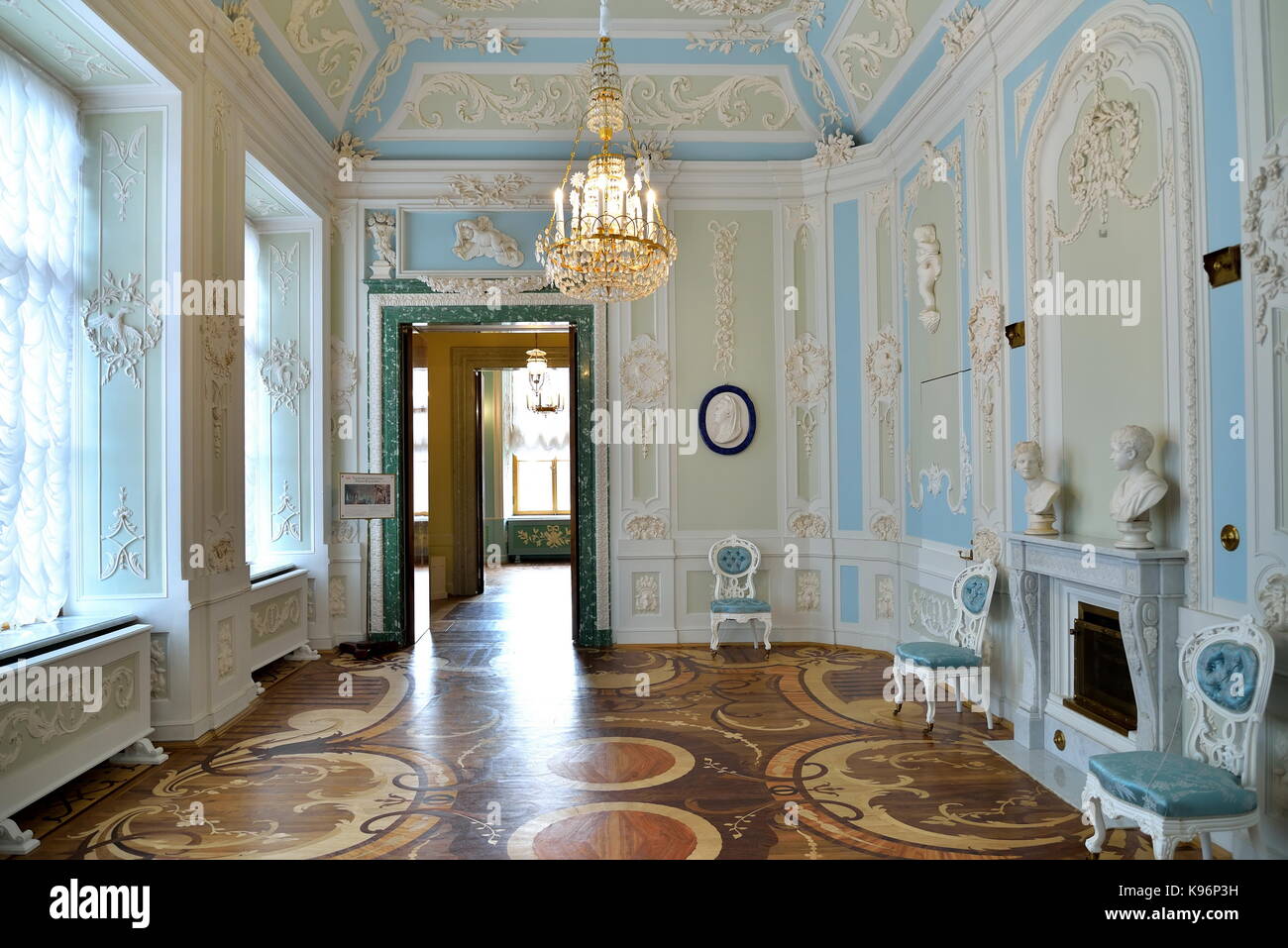 St. Petersburg, Russland - MÄRZ 03, 2017: Die Toilette der Kaiserin Maria Fyodorovna im Gatchina Palast. Stockfoto