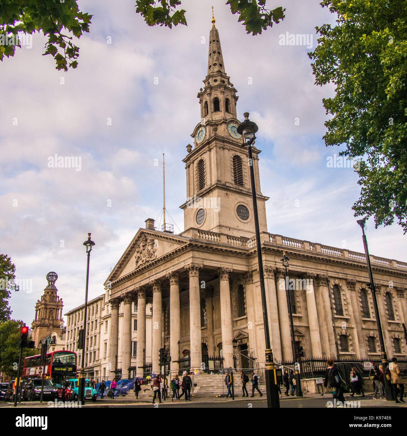 St. Martin in den Bereichen Kirche, Westminster, London, England Stockfoto