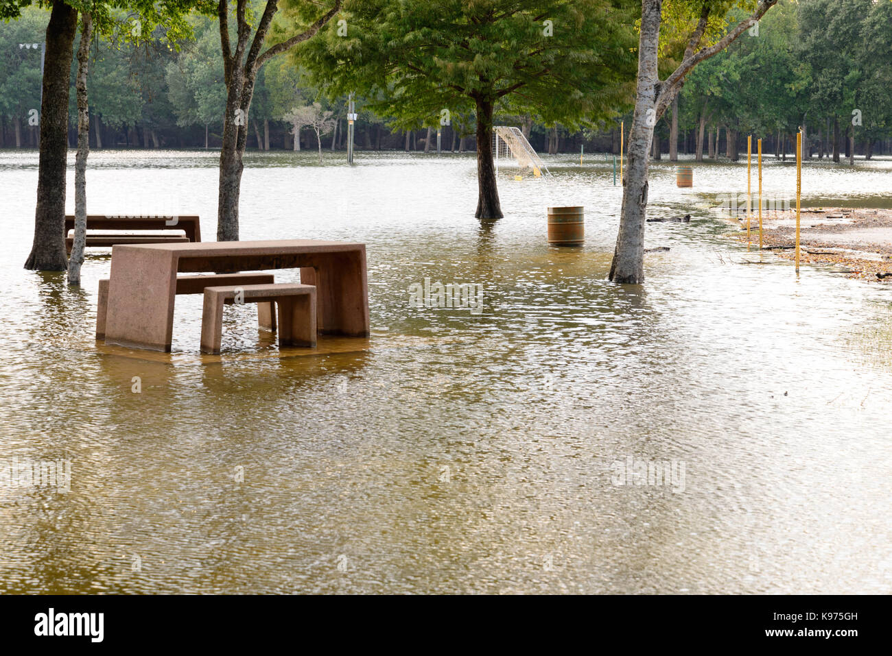 Post-Harvey ständigen Hurrikans Hochwasser in Addick der Behälter, Houston, TX, 20. September 2017 Stockfoto