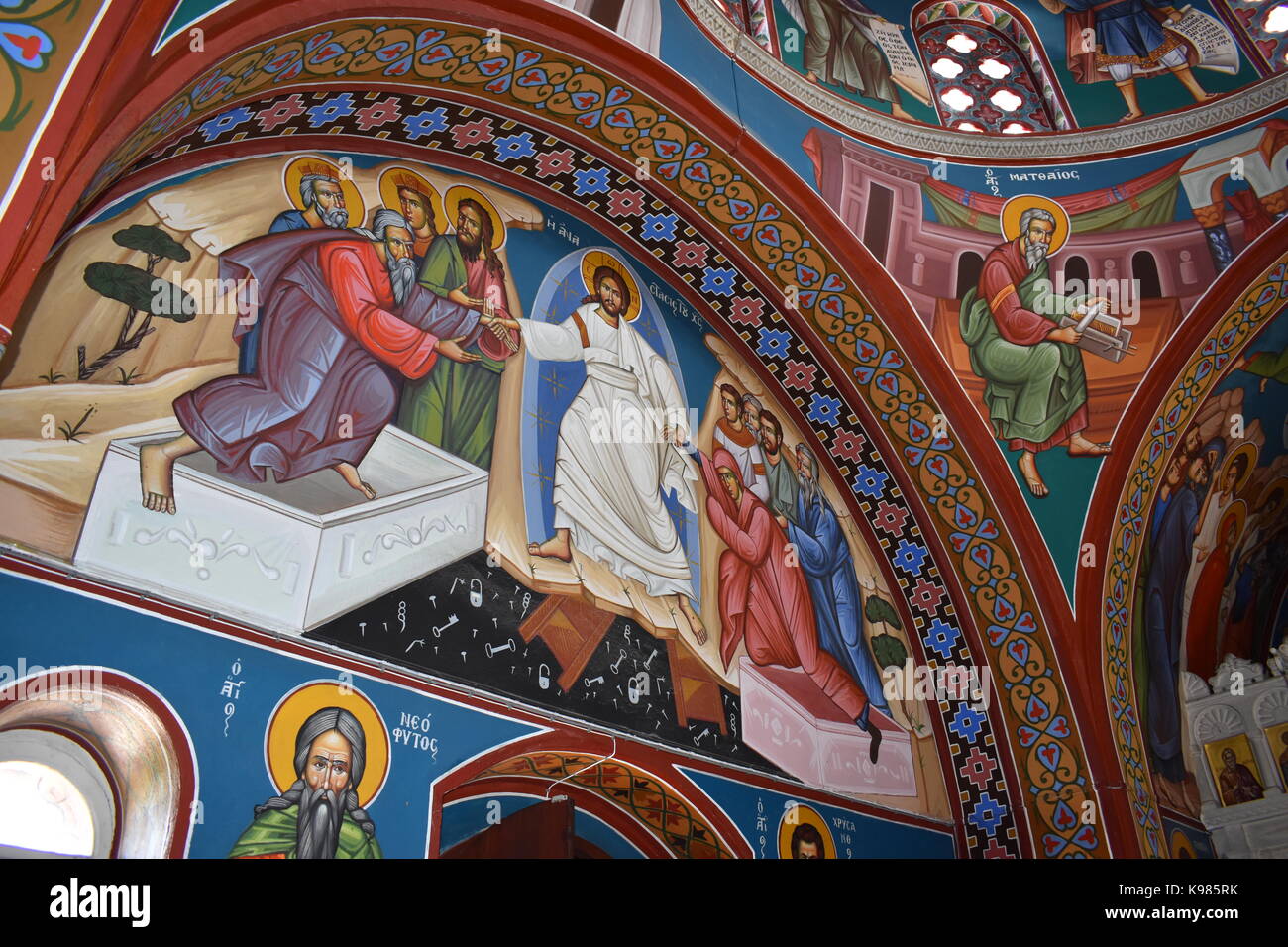 Farbenfrohen Fresken in der Kapelle des Hl. Georg in Chlorakas, Paphos, Zypern. Stockfoto