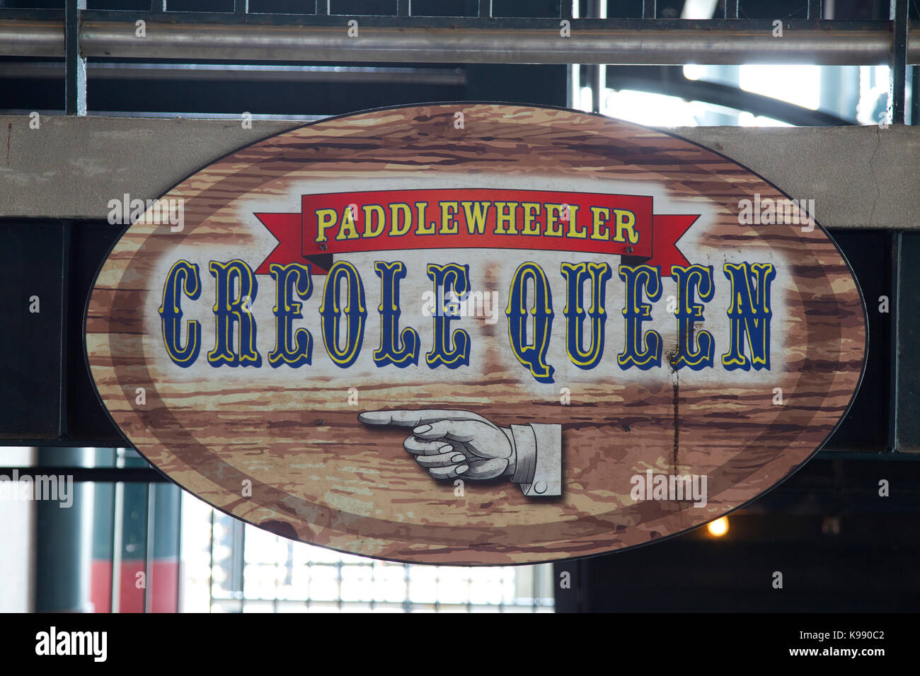 Zeichen für Creole Queen Paddlewheeler Stockfoto
