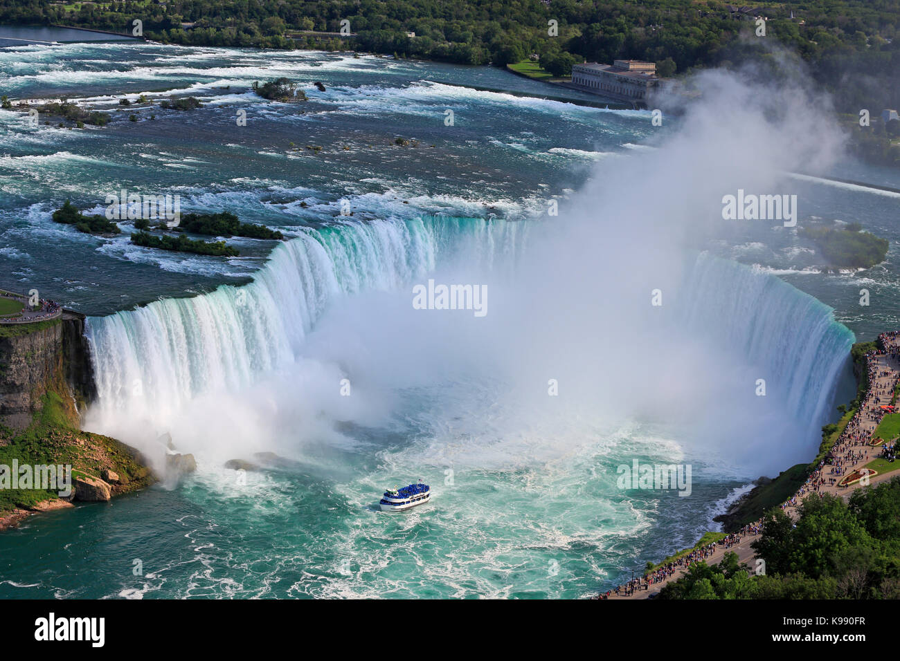 Horseshoe Falls, Niagara und Mädchen des Nebels Boot, Luftaufnahme Stockfoto