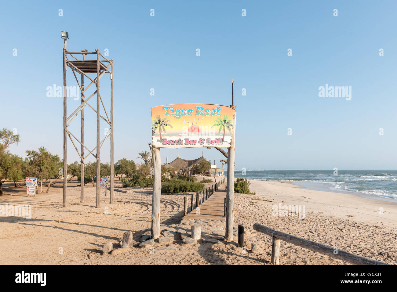 SWAKOPMUND, NAMIBIA - 30. JUNI 2017: Tiger Reef Restaurant und Bar in Swakopmund in der Namib Wüste auf der atlantischen Küste von Namibia Stockfoto