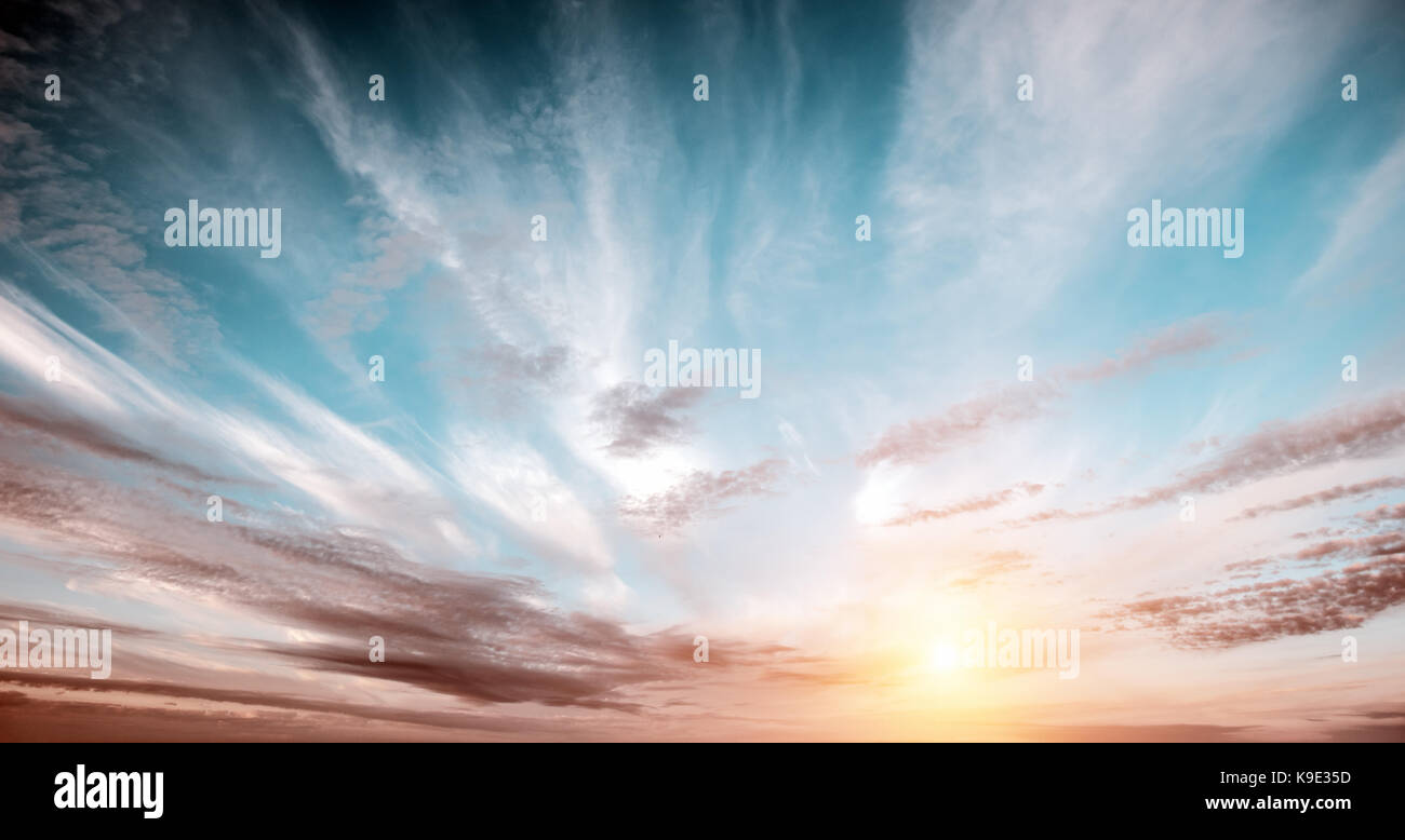 Sonnenaufgang Sommer sky Panorama Stockfoto