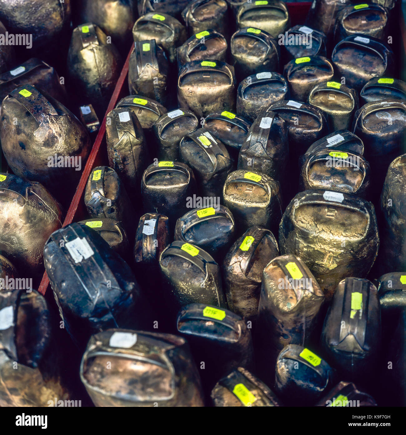 Kuhglocken, jährliche Viehmarkt, Curel, Drôme, Provence, Frankreich Stockfoto