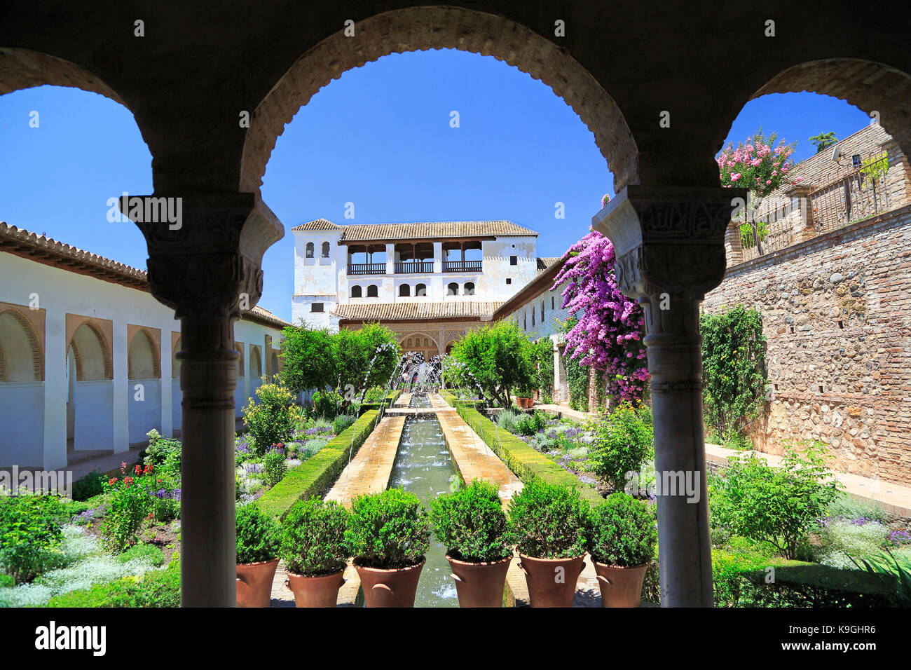 Granada moorish Fotos und Bildmaterial in hoher Auflösung Alamy