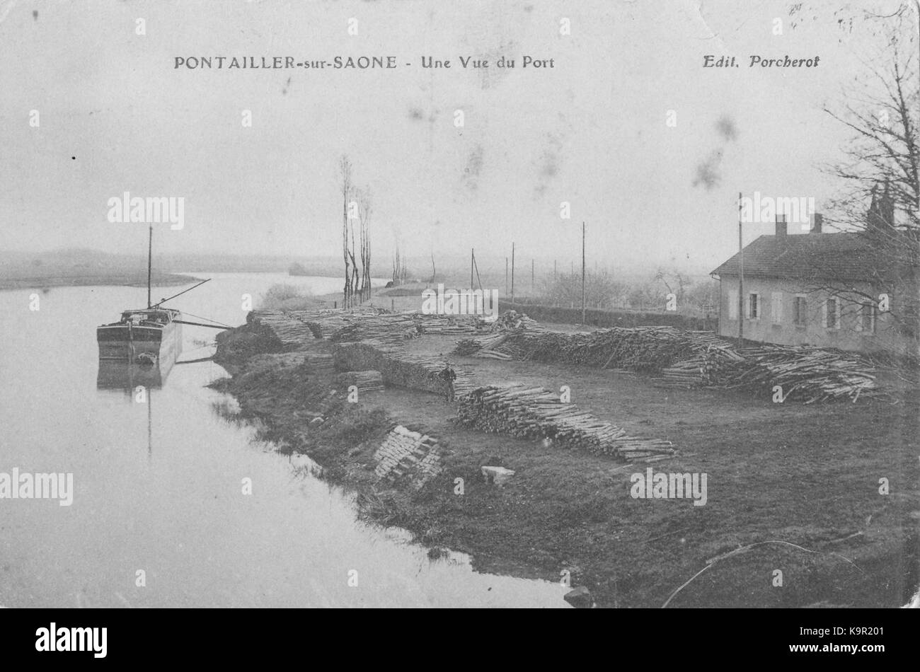 Pontailler sur Saone Vue du Port Stockfoto