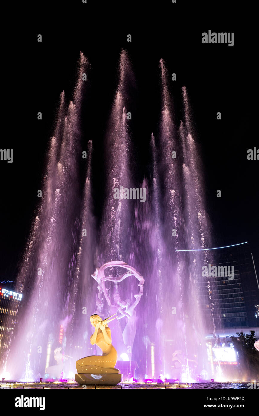 Wulin Square Musical Fountain, Nacht, China touristische Wasser Stockfoto