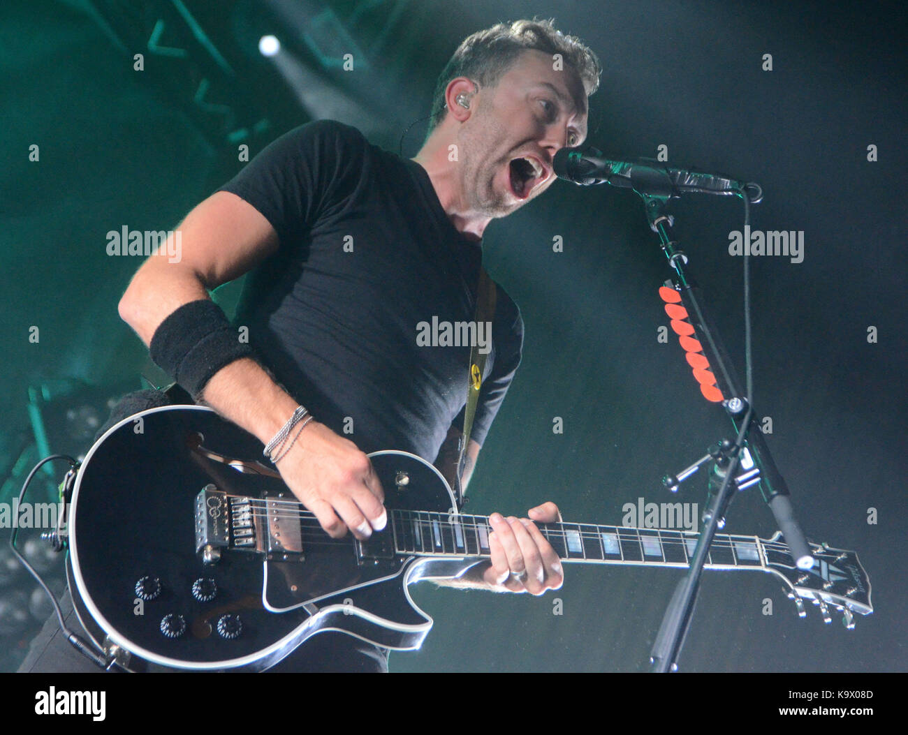 Minneapolis, Minnesota, USA. 23 Sep, 2017. Sänger Tim McIlrath der Band Rise Against führt auf dem Skyway Theater in Minneapolis, Minnesota. Ricky Bassman/CSM/Alamy leben Nachrichten Stockfoto