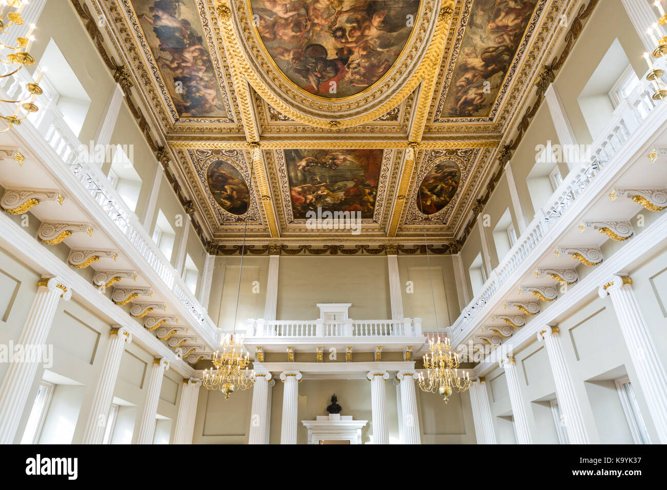 Bankettsaal, Blick bis zur Decke von Peter Paul Rubens, Palladianischer Stil, Bankettsaal, Whitehall, Westminster, London, Großbritannien Stockfoto