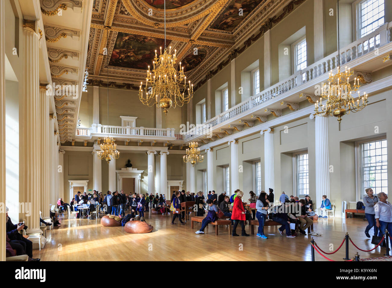 Bankettsaal, Besucher im Rahmen des London Open House Weekends, Bankettsaal, Whitehall, Westminster, London, Großbritannien Stockfoto