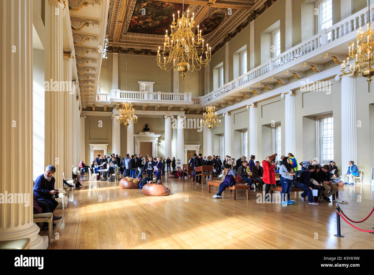 Bankettsaal, Besucher im Rahmen des London Open House Weekends, Bankettsaal, Whitehall, Westminster, London, Großbritannien Stockfoto