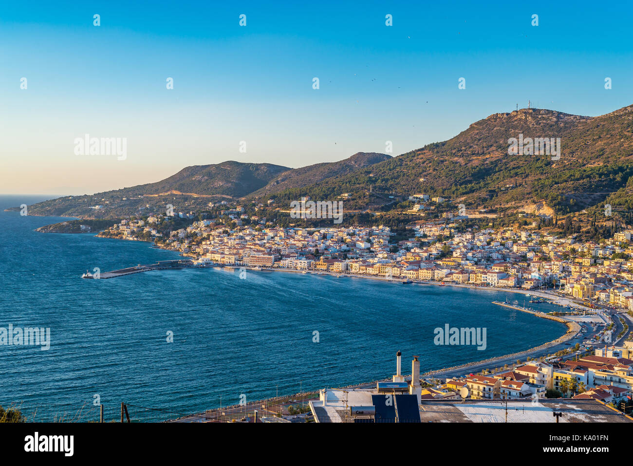Blick auf die Stadt Samos, Samos Insel, Griechenland Stockfoto