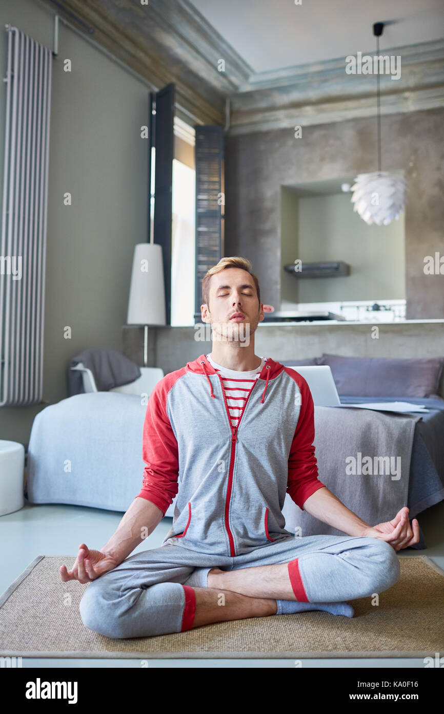 Die Meditation zu Hause Stockfoto