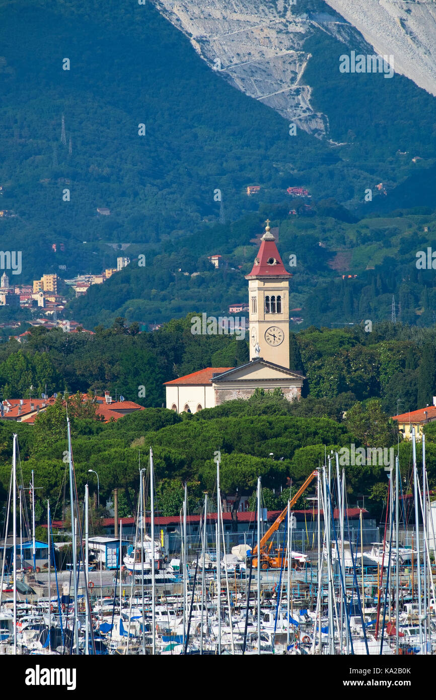 Marina di carrara Fotos und Bildmaterial in hoher Auflösung Alamy