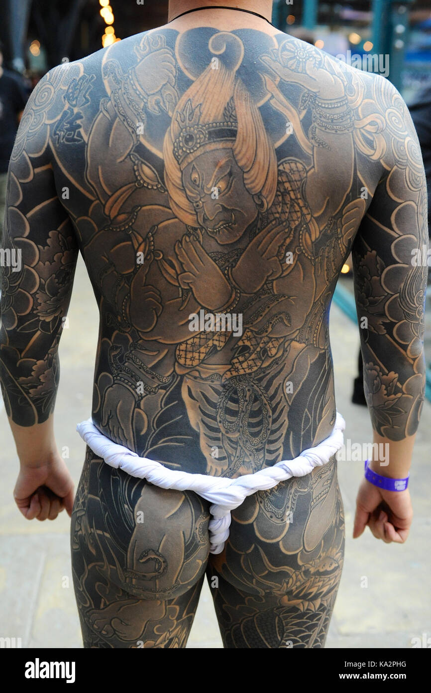 Kleine Tattoos Mnner Coole Und Subtile Ideen Fr Tattoo