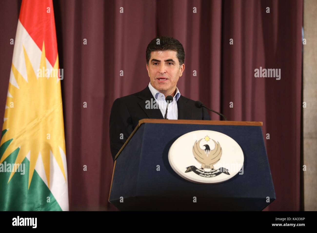 Erbil, Irak. 25 Sep, 2017. Premierminister des irakischen Kurdistan Regionalregierung Nechirvan Barzani besucht eine Pressekonferenz nach seiner Stimmabgabe während der Volksabstimmung in Erbil, Irak, Sept. 25, 2017. Die irakischen Kurden am Montag ihre Stimme abgegeben in einem Referendum für die Unabhängigkeit der kurdischen Region und die umstrittenen Gebiete, die derzeit unter der De-facto-kurdischen Control bestimmen. Quelle: Khalil Dawood/Xinhua/Alamy leben Nachrichten Stockfoto