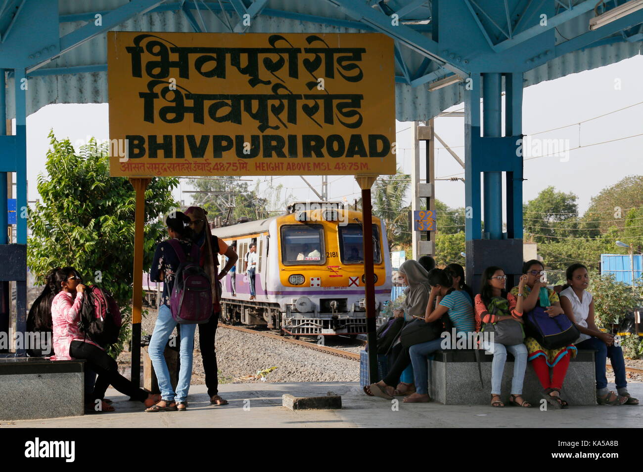 Bhivpuri Bahnhof, Thane, Maharashtra, Indien, Asien Stockfoto