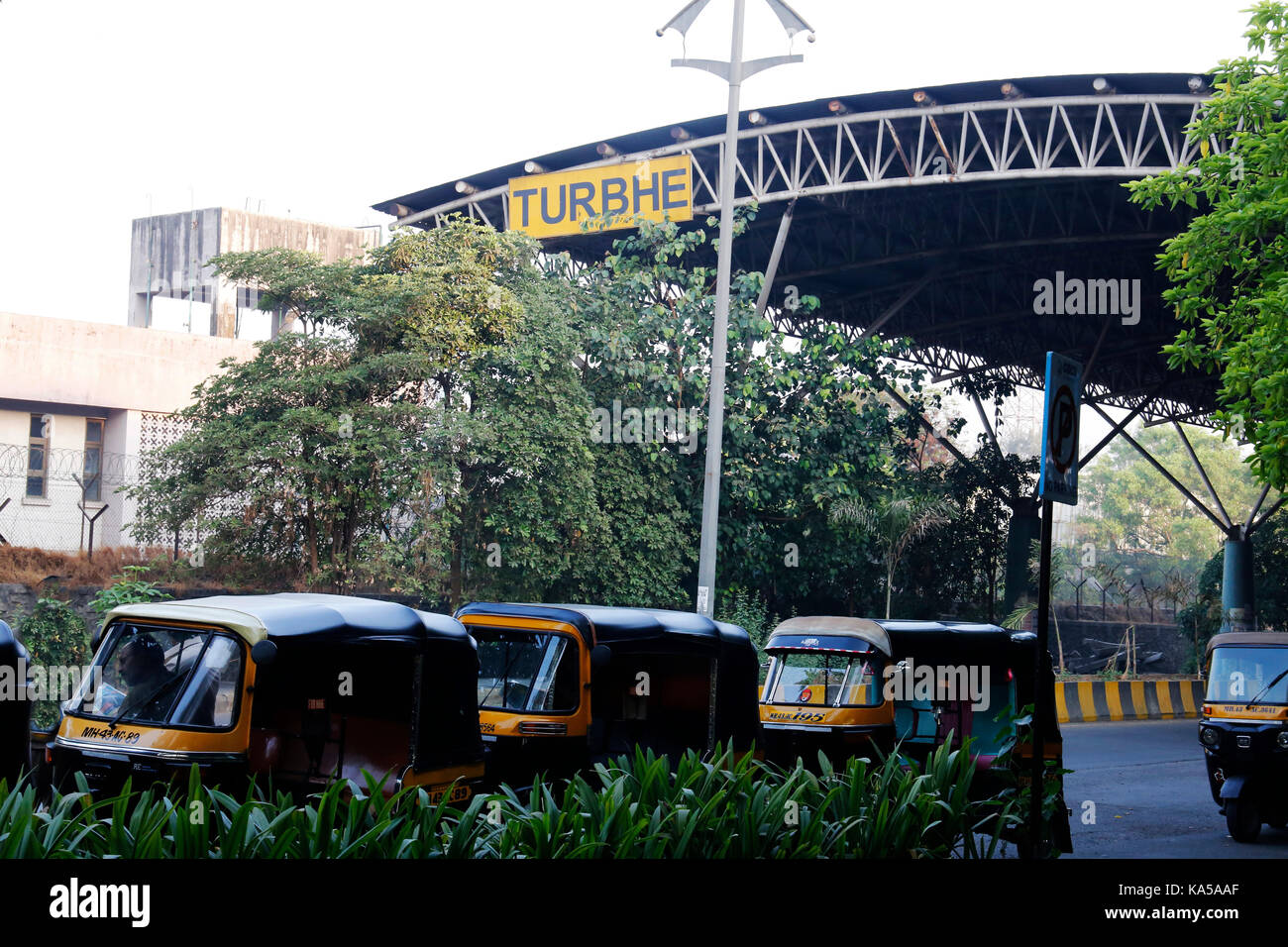 Turbhe Bahnhof, Navi Mumbai, Maharashtra, Indien, Asien - Sgg 258209 Stockfoto