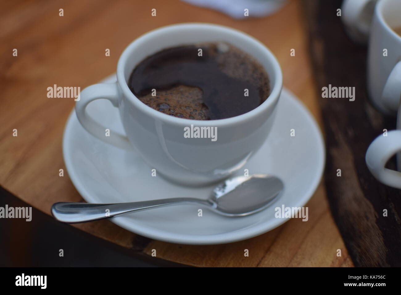 Nahaufnahme einer Tasse Kopi Luwak, die traditionellen balinesischen Kaffee mit Bohnen Defecated von Palm civets gemacht Stockfoto