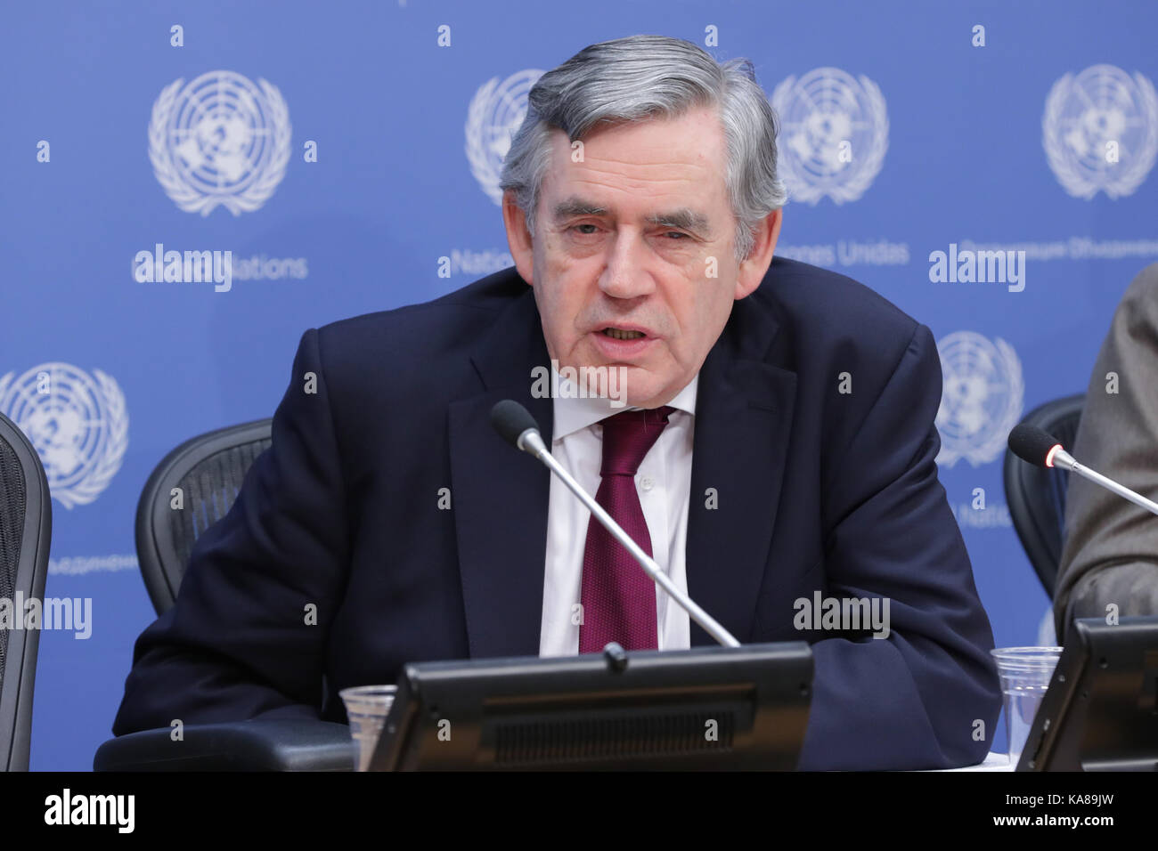 New York, NY, USA. 21 Sep, 2017. Vereinten Nationen, New York, USA, 21. September 2017 - Gordon Brown, dem UN-Sonderbeauftragten für globale Bildung, bei einer Pressekonferenz über die Finanzierung der Zukunft: Bildung 2030 heute am Hauptsitz der Vereinten Nationen in New York City. Foto: Luiz Rampelotto/EuropaNewswire Credit: Luiz Rampelotto/ZUMA Draht/Alamy leben Nachrichten Stockfoto