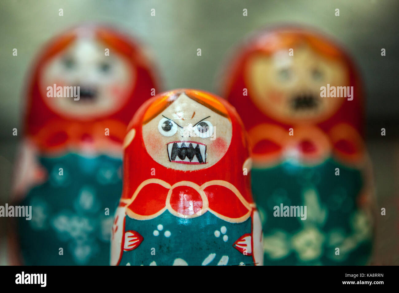 Russische Puppen im Museum des Kommunismus, Prag, Tschechische Republik, Ausstellung des Angry Matryoschka Museums Stockfoto