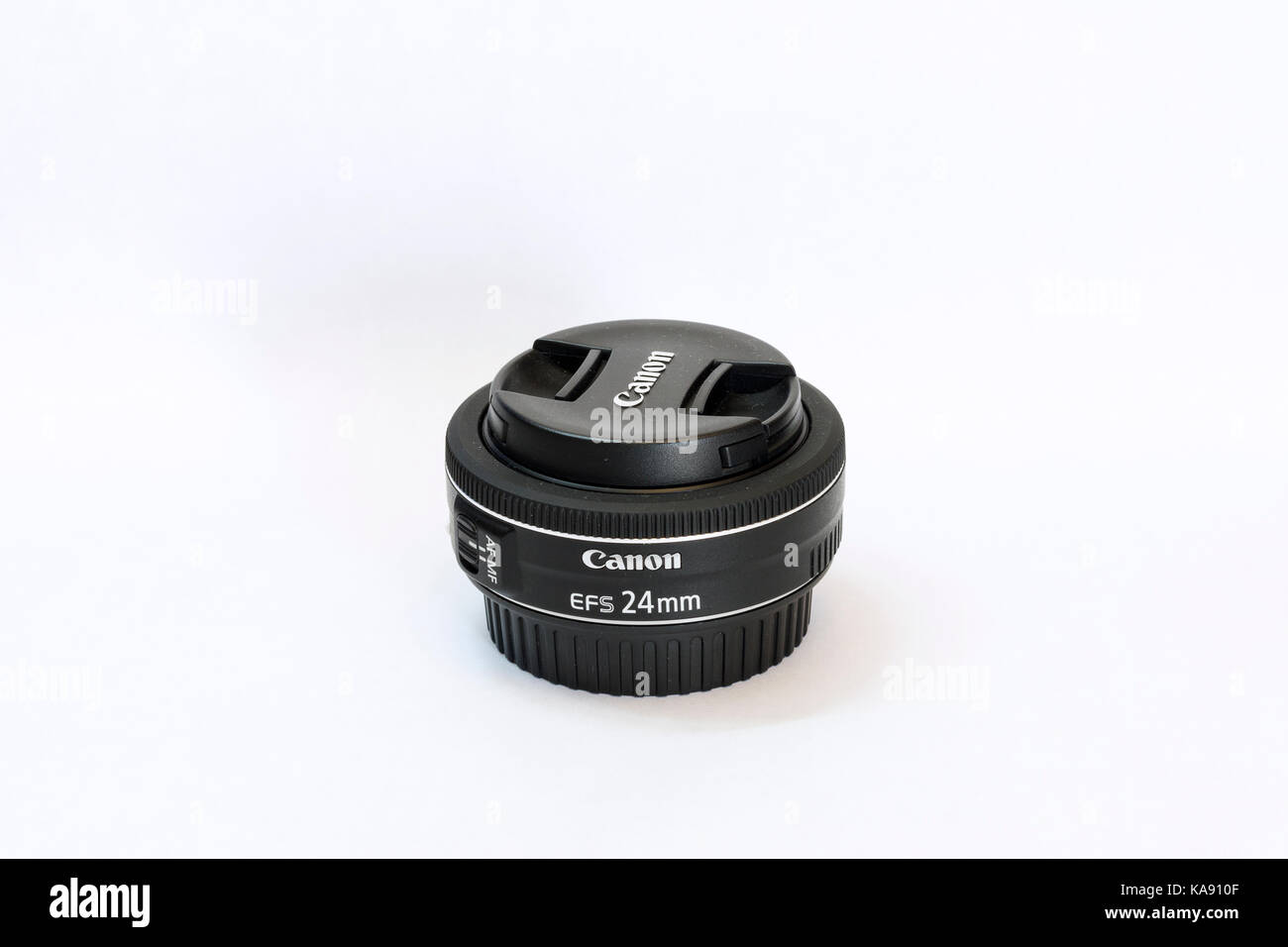 Canon EF-S 24mm f2,8 stm Linse Stockfoto