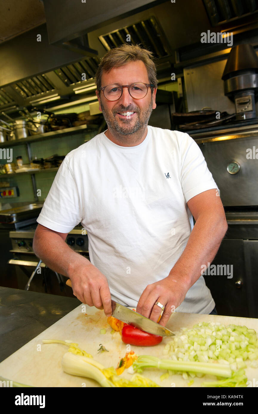 Koch und Gastwirt mitch Tonks der Seepferdchen Restaurant, Dartmouth, Devon, Großbritannien Stockfoto