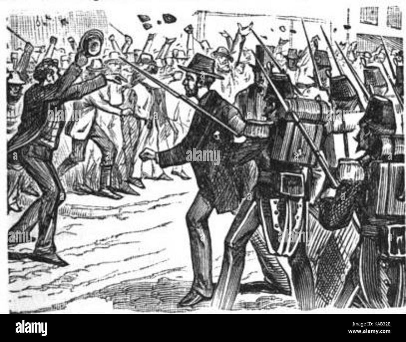 Dieses historische Foto zeigt Sheriff Fife, der die Randalierer in Pittsburgh anspricht und sie dazu drängt, sich zu zerstreuen. Das Bild spiegelt die angespannte soziale und politische Atmosphäre der damaligen Zeit wider und unterstreicht die Rolle der Strafverfolgungsbehörden bei der Aufrechterhaltung der Ordnung während der Unruhen. Stockfoto