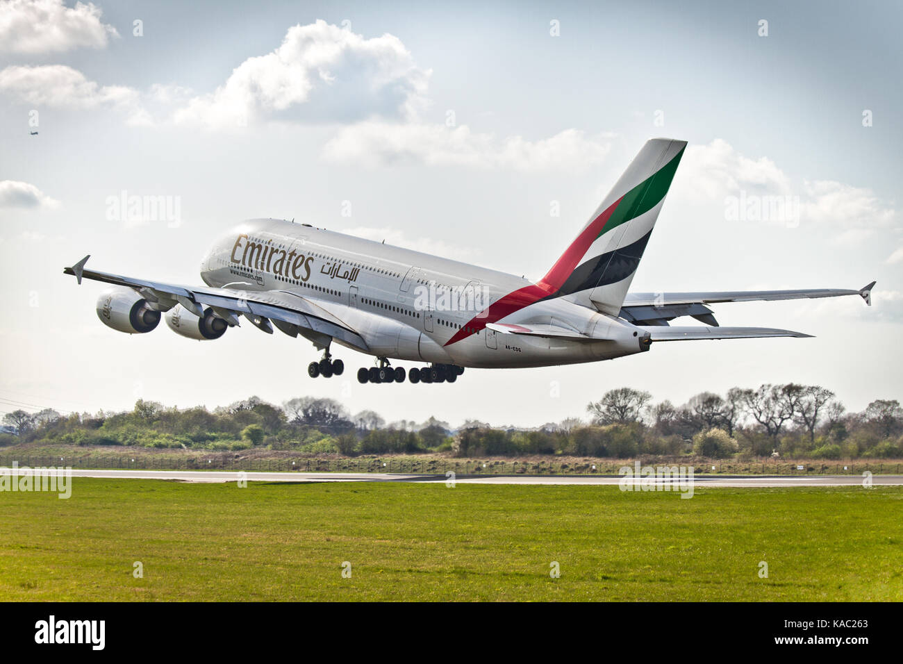 Airbus A380 Bei der Abreise nehmen Sie vom Flughafen Manchester, England, Großbritannien Stockfoto