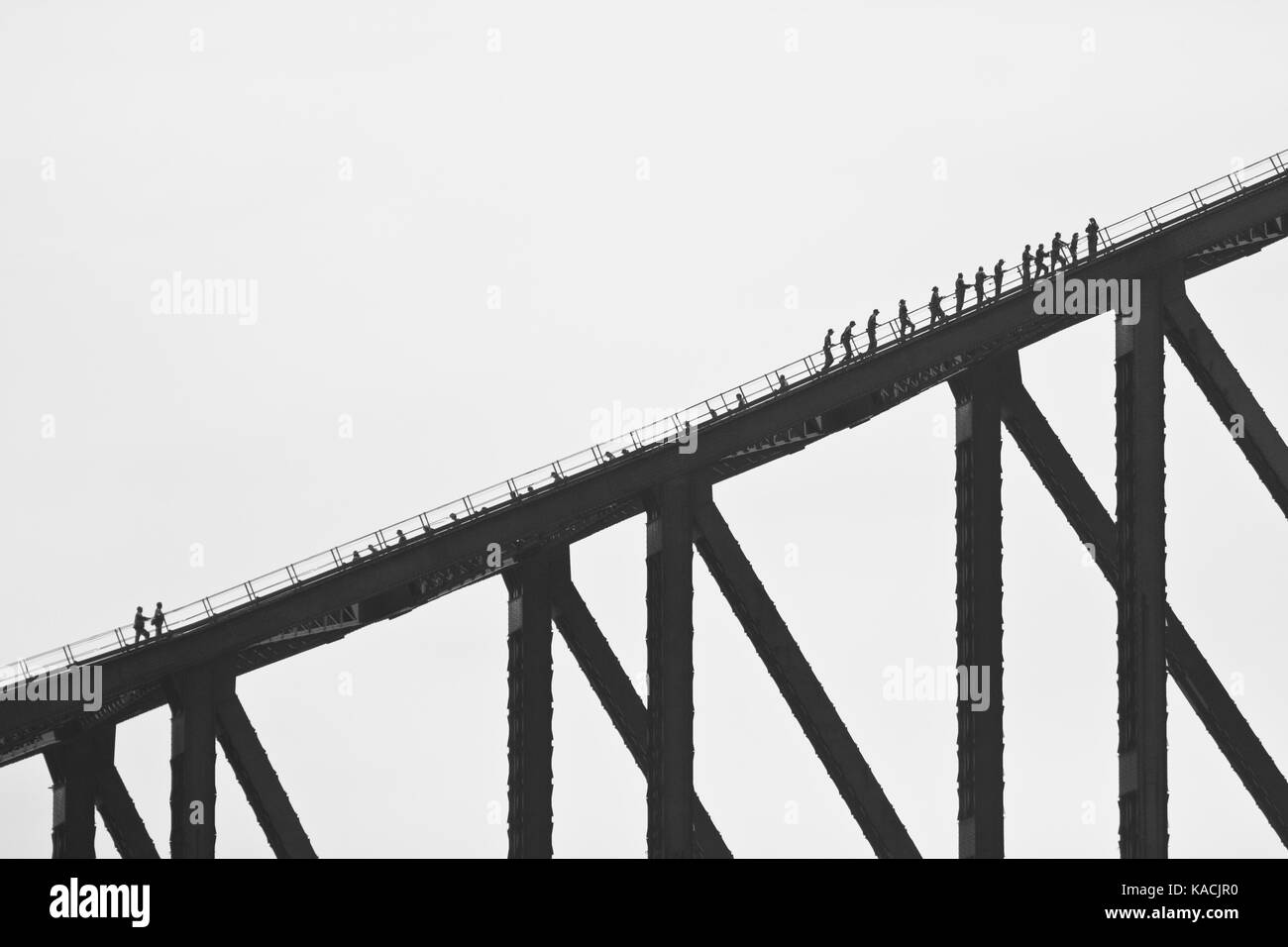 Menschen auf der Harbour Bridge Stockfoto