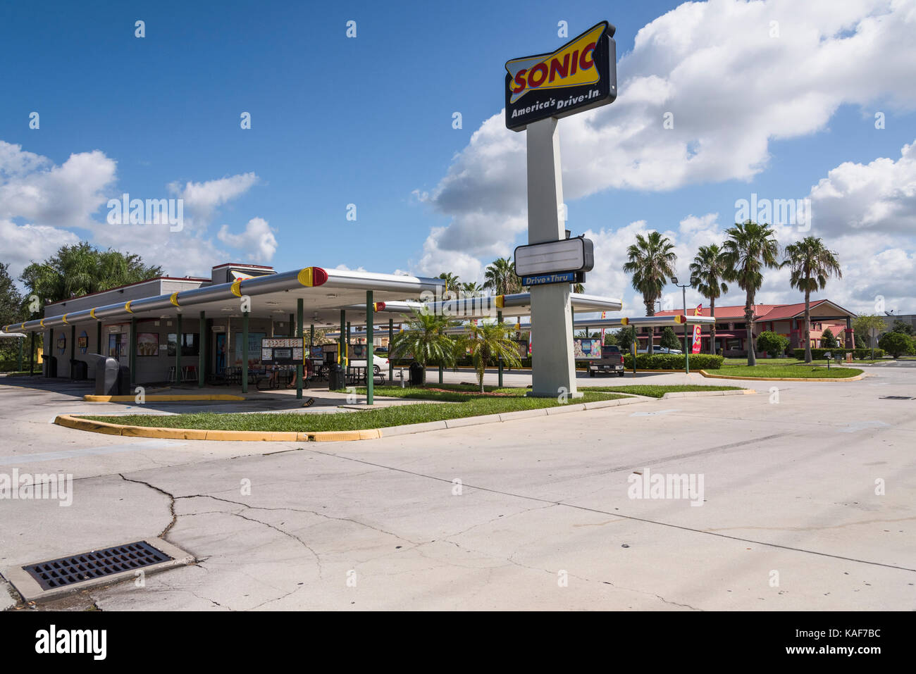 Sonic Drive-Inn Carhop Service in Tavares, Florida Stockfoto
