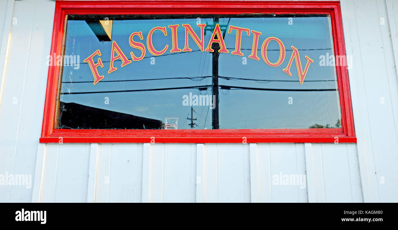 Faszination, ein Spiel des Zufalls, dass historisch Teil der Unterhaltung Promenaden, ist immer noch in Betrieb - Geneva-On The-Lake in Ohio, USA. Stockfoto