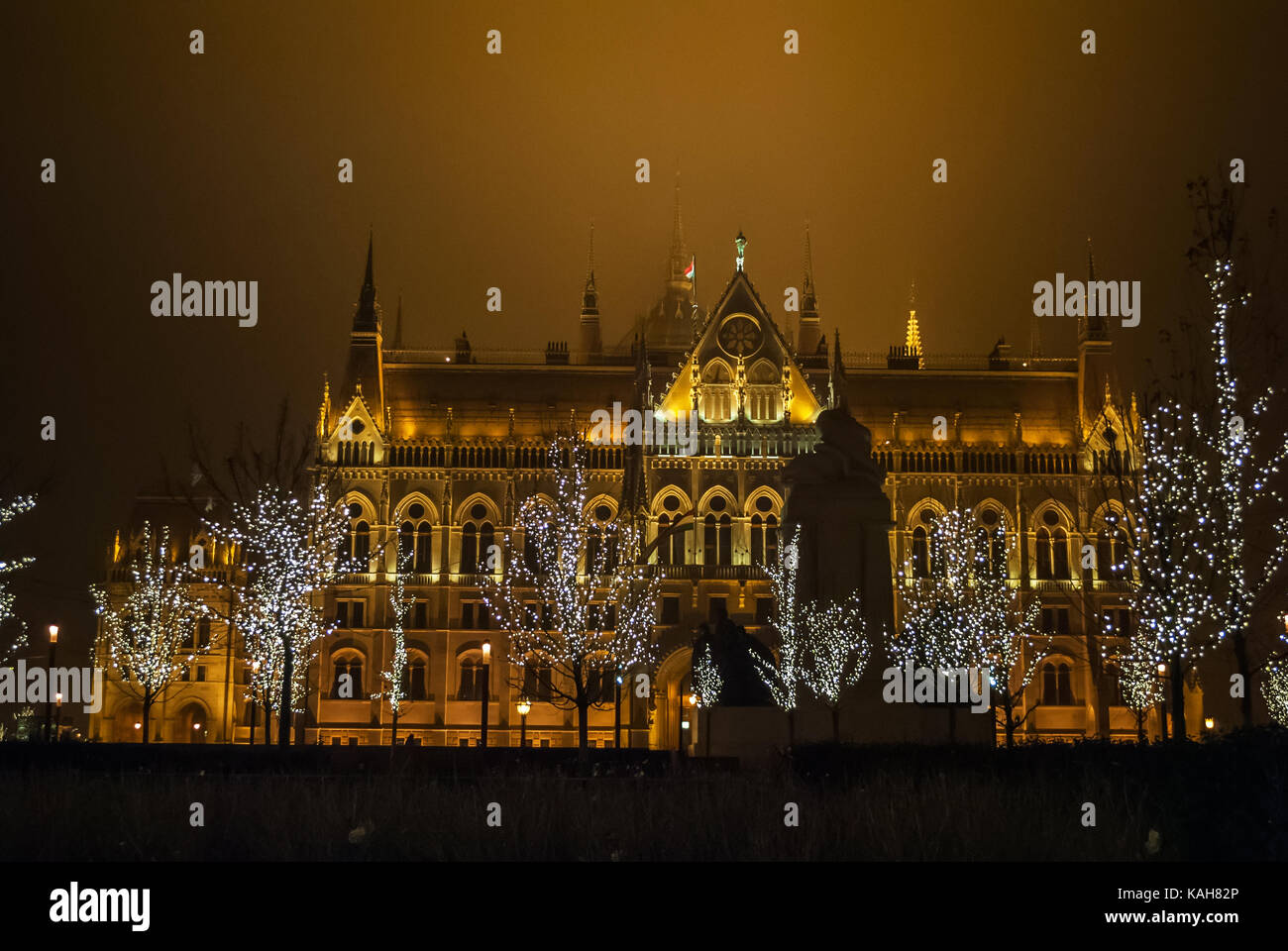 Ungarischen Parlament in Budapest, Nacht Foto Stockfoto