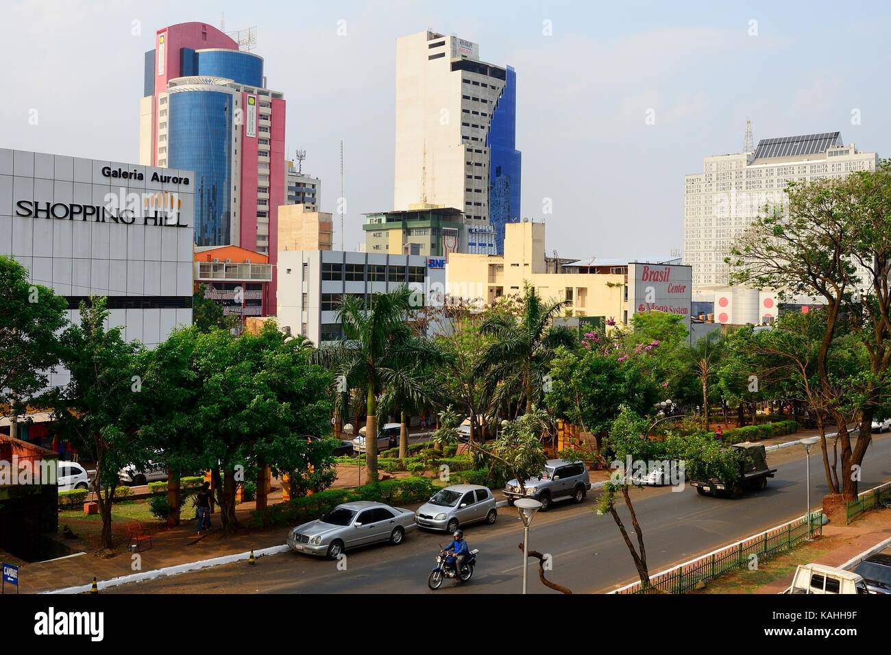 Hauptstraße im Stadtzentrum, Ciudad del Este, Alto Paraná, Paraguay Stockfoto