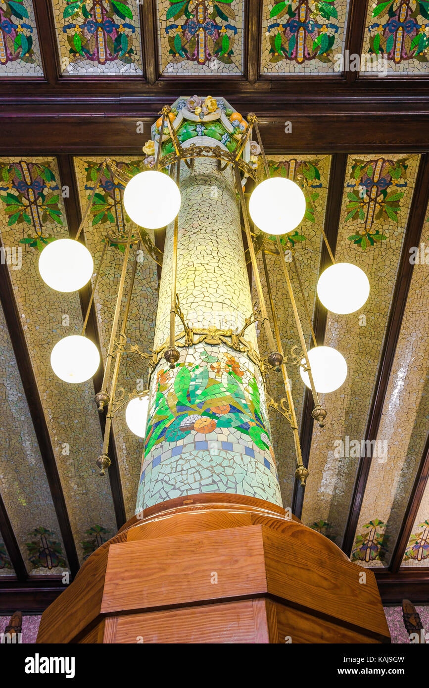 Valencia Bahnhof Bahnhof Innenraum, Blick auf den modernistischen Stil Ticket Office in der Estacion del Norte (1915) Bahnhof in Valencia Stockfoto