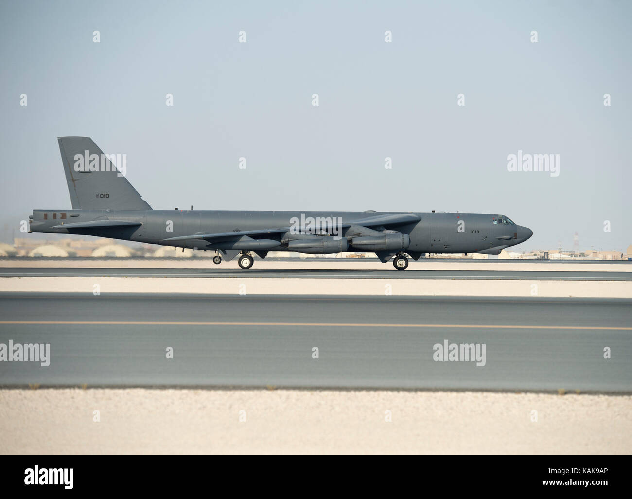 Ein US Air Force B-52 Stratofortress nimmt sie an Al Udeid Air Base, Katar, Sept. 8, 2017. Stockfoto