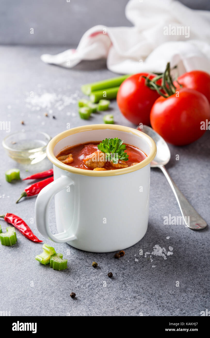 Hausgemachte Tomatensuppe Stockfoto
