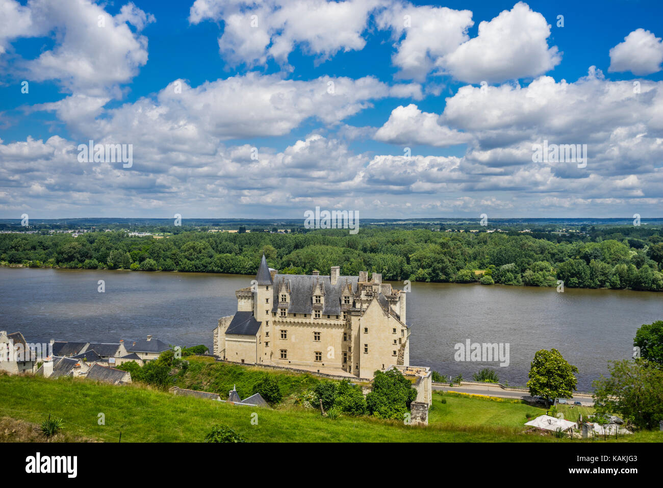 Frankreich, Pays de la Loire, Maine-et-Loire, Montsoreau, Blick auf das Renaissance Schloss Château de Saumur an der Loire Stockfoto