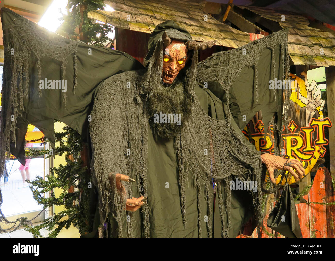 Geist Halloween ist eine Spezialität der Pop-Up-Store auf der Fifth Avenue, New York, USA Stockfoto