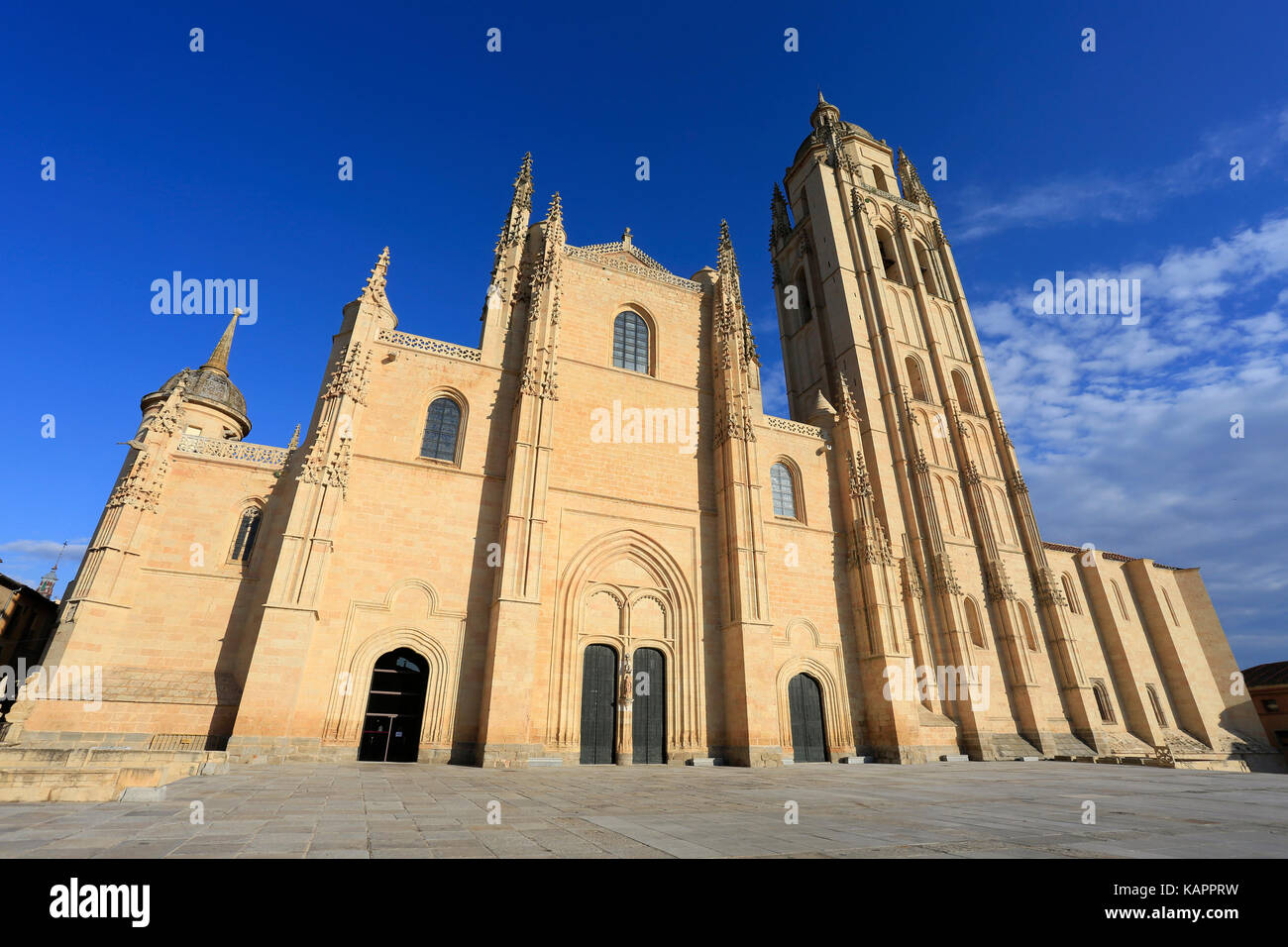 Segovia Kathedrale ist die gotische römisch-katholische Kathedrale auf dem Hauptplatz der Stadt Segovia, Spanien Stockfoto