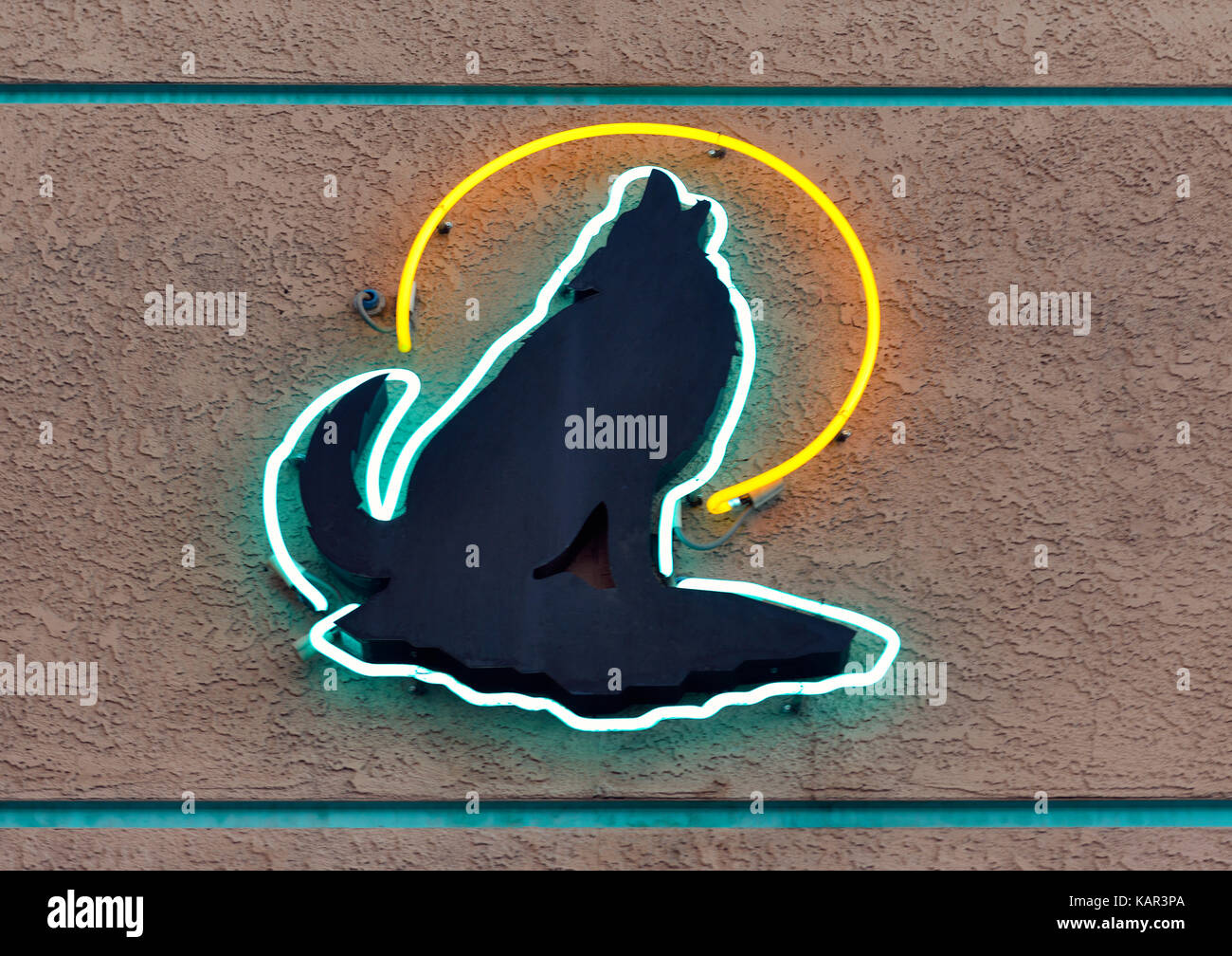 Wolf und der Mond beleuchtete Leuchtreklame auf der Fremont Street Las Vegas, Neveda. Stockfoto