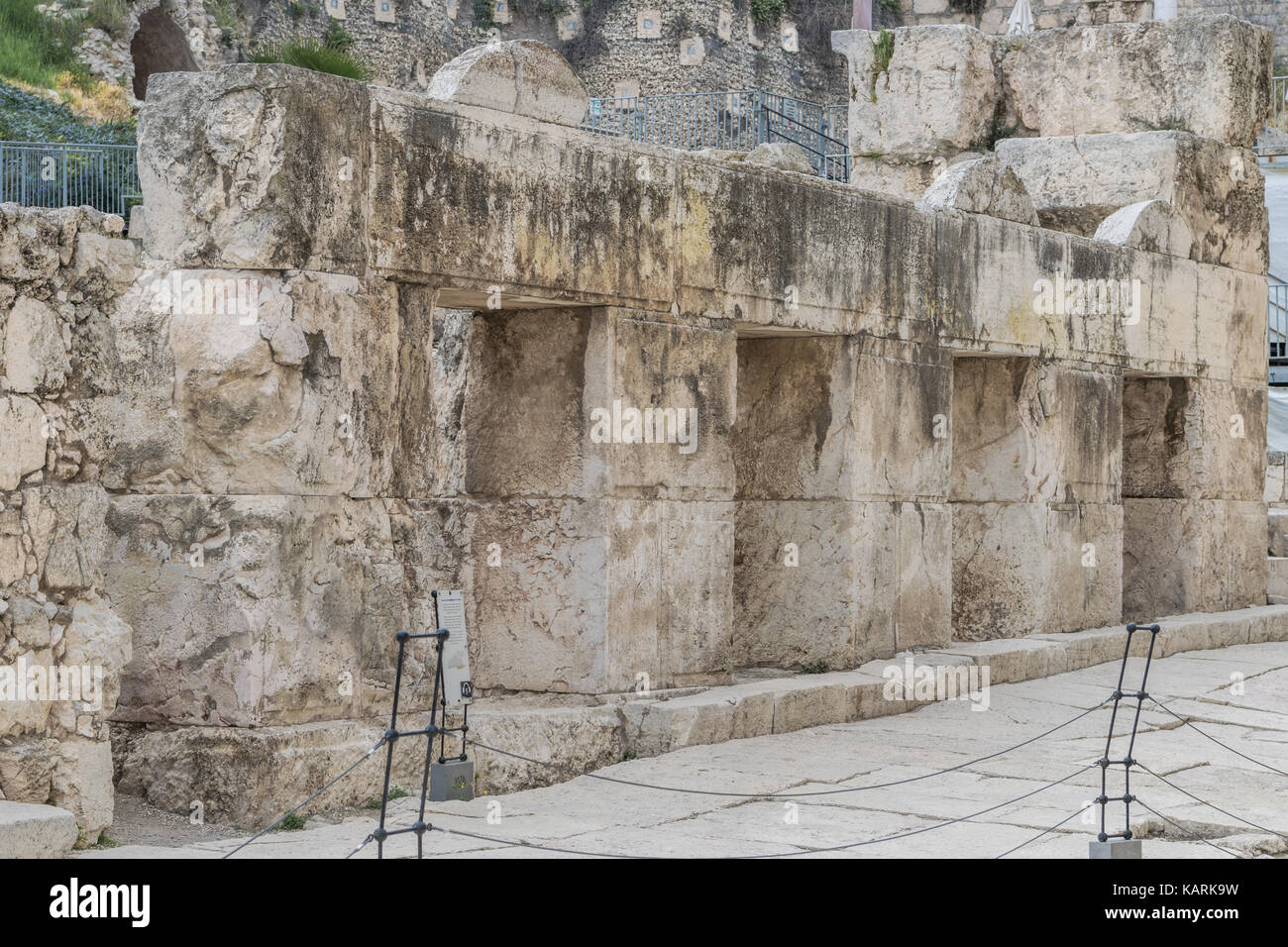 Antike Geschäfte in der Nähe der Tempel von Jerusalem Stockfoto
